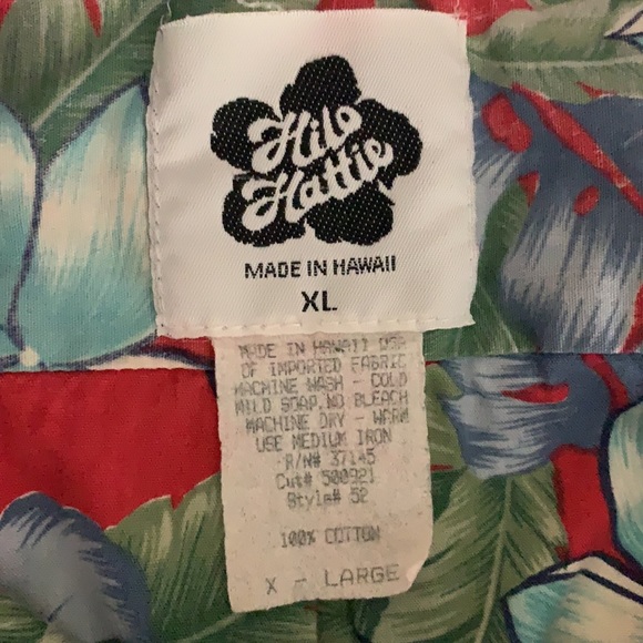 Hilo Hattie men multiple colored shirt - Picture 4 of 4